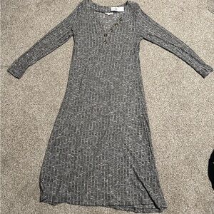 American Eagle Gray Long Sleeve Knit Midi Dress
